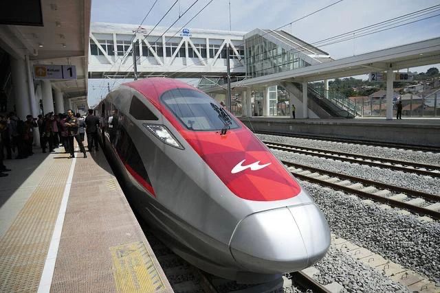 SAONON發電機組助力雅萬高鐵正式啟用！可靠電力保障列車穩定運行